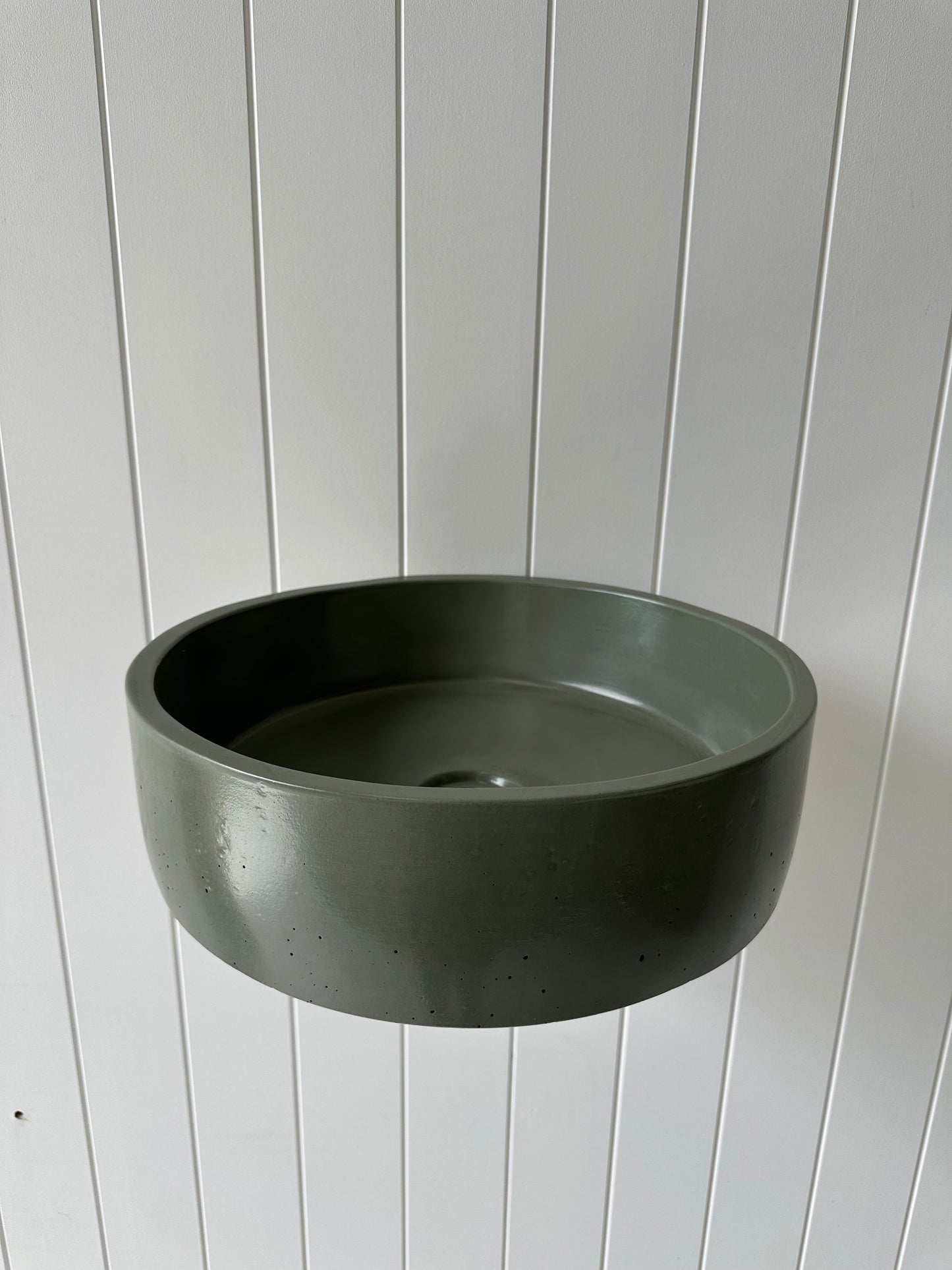 Mid Round Concrete Basin in Moss