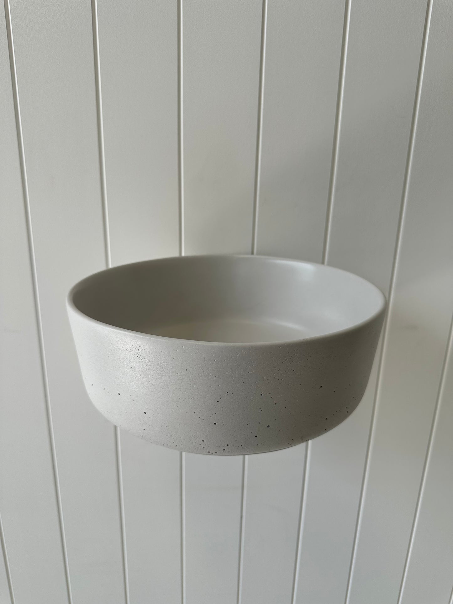Mini Round Concrete Vessel Basin in Arctic White