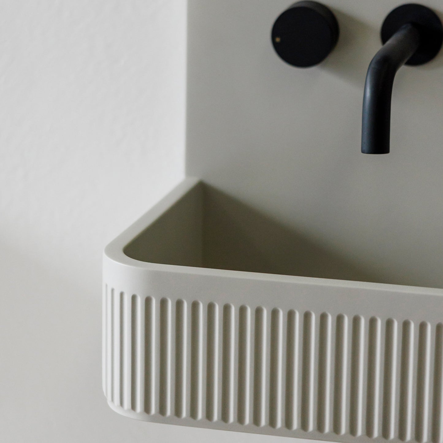 Horizon High back fluted Light Grey Concrete Vessel Basin