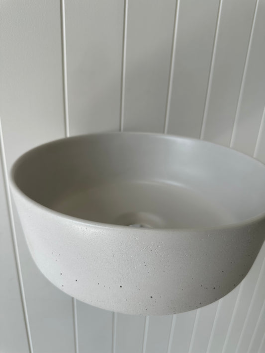 Mini Round Concrete Vessel Basin in Arctic White