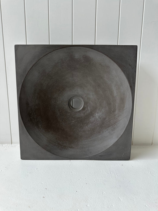 Pan Vessel Concrete Vessel Basin in Storm